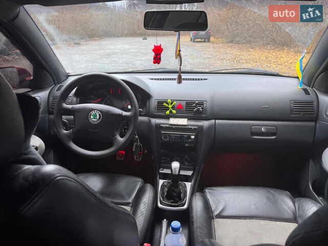 Червоний Шкода Октавія, об'ємом двигуна 1.78 л та пробігом 244 тис. км за 6000 $, фото 13 на Automoto.ua