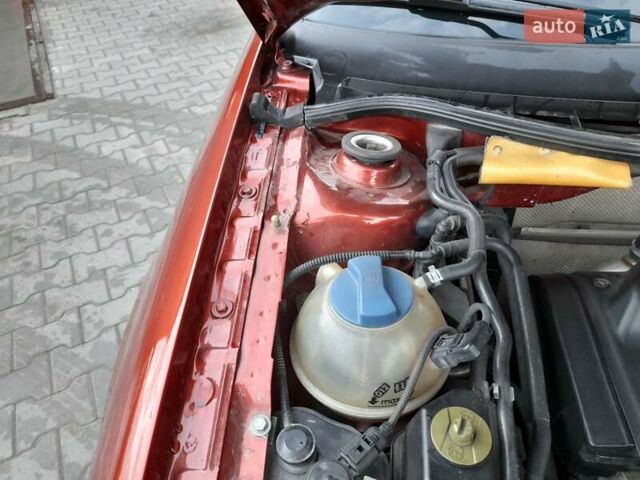 Червоний Шкода Октавія, об'ємом двигуна 1.78 л та пробігом 255 тис. км за 4200 $, фото 29 на Automoto.ua