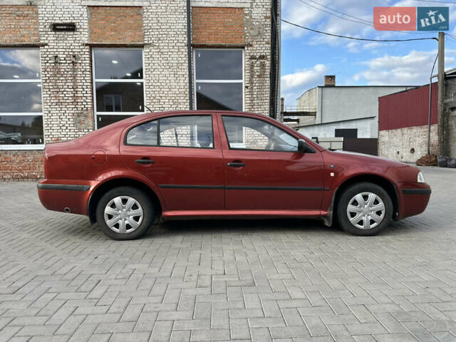 Красный Шкода Октавия, объемом двигателя 1.6 л и пробегом 317 тыс. км за 3200 $, фото 7 на Automoto.ua