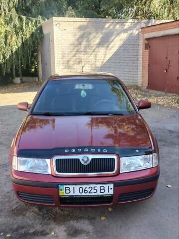 Красный Шкода Октавия, объемом двигателя 2 л и пробегом 317 тыс. км за 4300 $, фото 4 на Automoto.ua