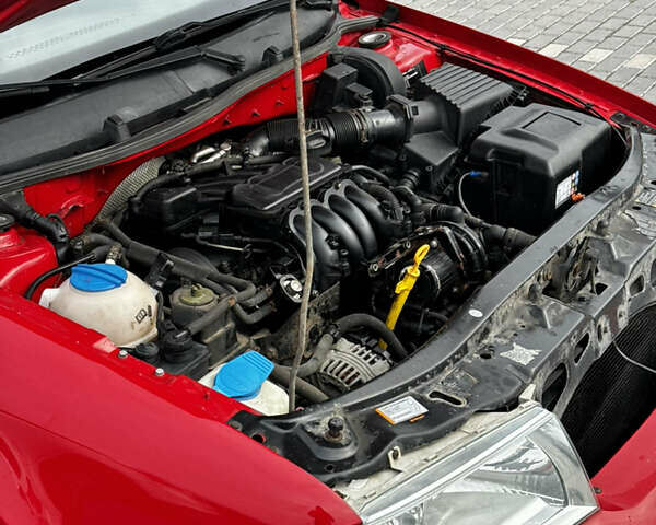 Красный Шкода Октавия, объемом двигателя 1.6 л и пробегом 229 тыс. км за 3599 $, фото 36 на Automoto.ua