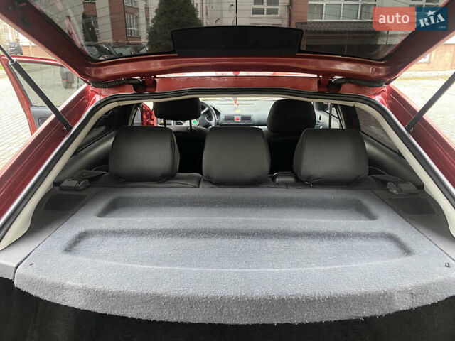 Красный Шкода Октавия, объемом двигателя 1.9 л и пробегом 318 тыс. км за 4300 $, фото 13 на Automoto.ua