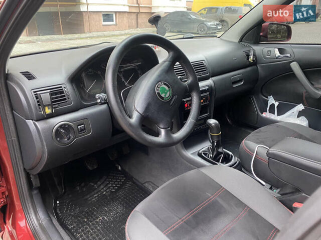 Красный Шкода Октавия, объемом двигателя 1.9 л и пробегом 318 тыс. км за 4300 $, фото 10 на Automoto.ua