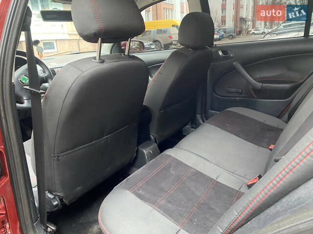 Красный Шкода Октавия, объемом двигателя 1.9 л и пробегом 318 тыс. км за 4300 $, фото 11 на Automoto.ua