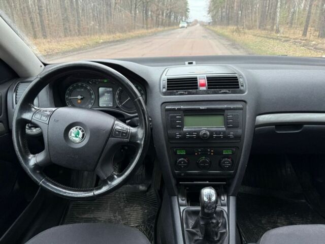 Красный Шкода Октавия, объемом двигателя 0 л и пробегом 367 тыс. км за 2750 $, фото 7 на Automoto.ua