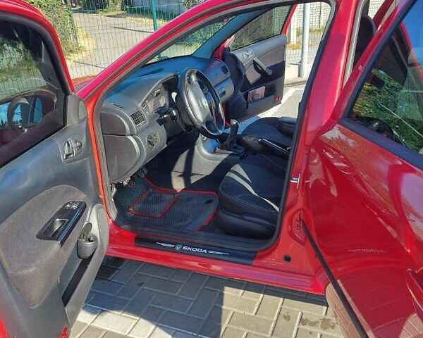 Красный Шкода Октавия, объемом двигателя 1.6 л и пробегом 225 тыс. км за 4999 $, фото 52 на Automoto.ua