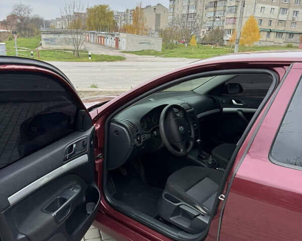Красный Шкода Октавия, объемом двигателя 1.97 л и пробегом 444 тыс. км за 4650 $, фото 18 на Automoto.ua