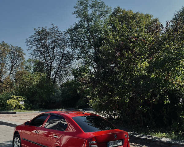 Красный Шкода Октавия, объемом двигателя 1.6 л и пробегом 250 тыс. км за 6000 $, фото 13 на Automoto.ua