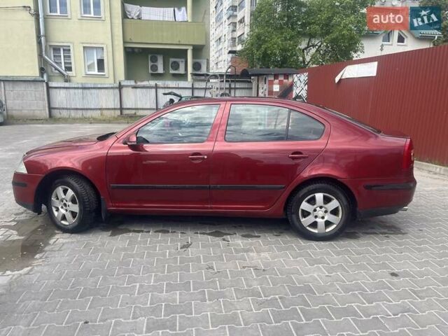 Красный Шкода Октавия, объемом двигателя 1.6 л и пробегом 376 тыс. км за 4400 $, фото 2 на Automoto.ua