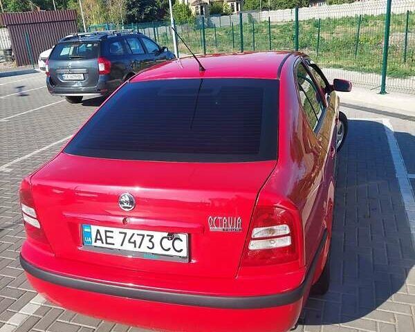 Красный Шкода Октавия, объемом двигателя 1.6 л и пробегом 220 тыс. км за 5200 $, фото 15 на Automoto.ua