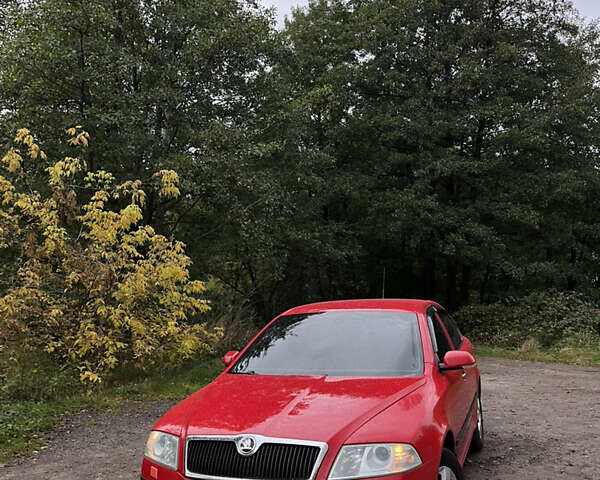 Красный Шкода Октавия, объемом двигателя 1.6 л и пробегом 250 тыс. км за 6000 $, фото 3 на Automoto.ua