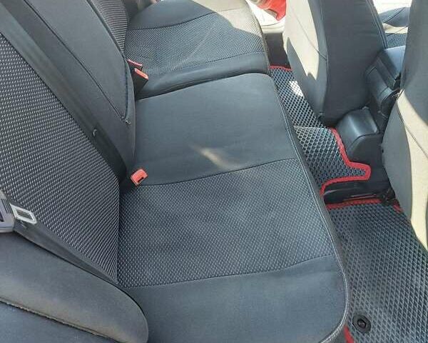 Красный Шкода Октавия, объемом двигателя 1.6 л и пробегом 225 тыс. км за 4999 $, фото 40 на Automoto.ua