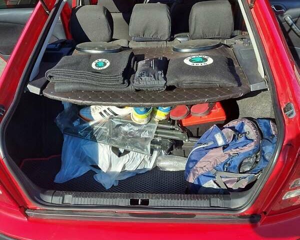 Красный Шкода Октавия, объемом двигателя 1.6 л и пробегом 225 тыс. км за 4999 $, фото 55 на Automoto.ua