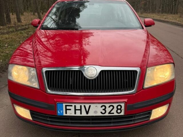 Красный Шкода Октавия, объемом двигателя 0 л и пробегом 367 тыс. км за 2750 $, фото 1 на Automoto.ua