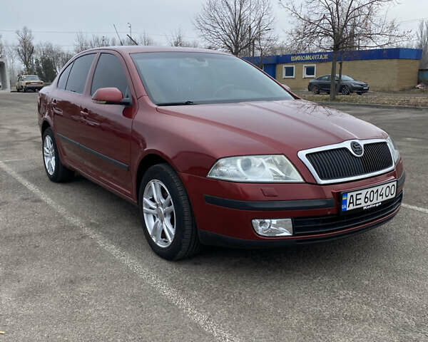 Червоний Шкода Октавія, об'ємом двигуна 1.6 л та пробігом 190 тис. км за 5500 $, фото 2 на Automoto.ua