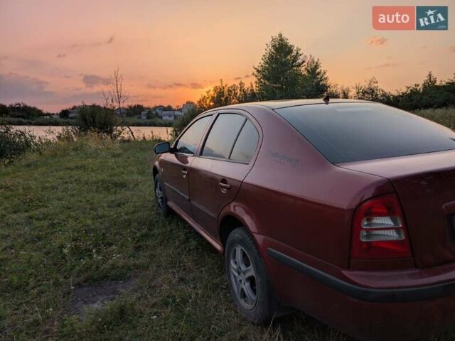 Червоний Шкода Октавія, об'ємом двигуна 1.6 л та пробігом 238 тис. км за 4800 $, фото 2 на Automoto.ua