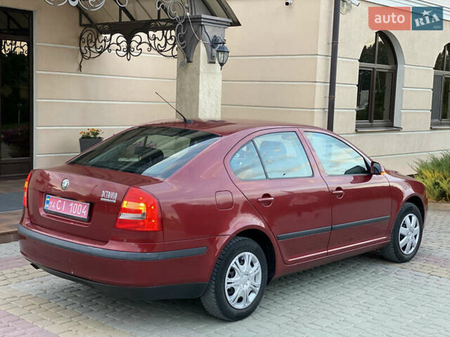 Шкода Октавия 2006 в Дунаевцах на Automoto.ua Красный Шкода Октавия, объемом двигателя 1.6 л и пробегом 243 тыс. км за 5850 $, фото 23 на Automoto.ua