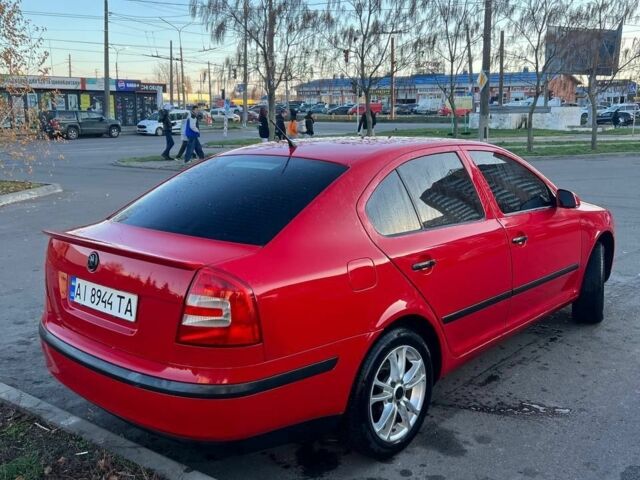 Красный Шкода Октавия, объемом двигателя 1.6 л и пробегом 192 тыс. км за 5900 $, фото 1 на Automoto.ua