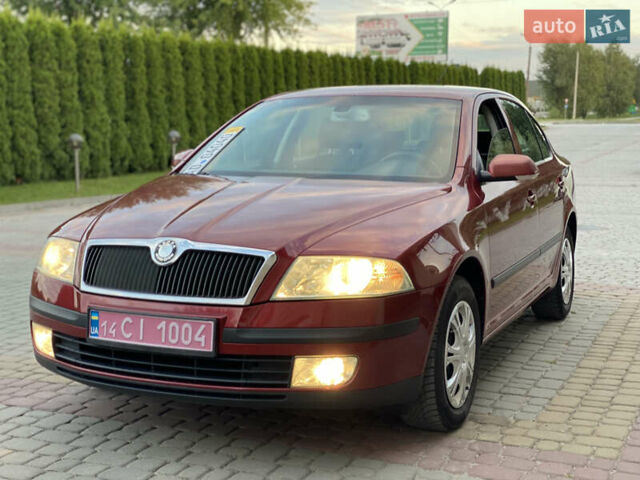 Шкода Октавия 2006 в Дунаевцах на Automoto.ua Красный Шкода Октавия, объемом двигателя 1.6 л и пробегом 243 тыс. км за 5850 $, фото 7 на Automoto.ua
