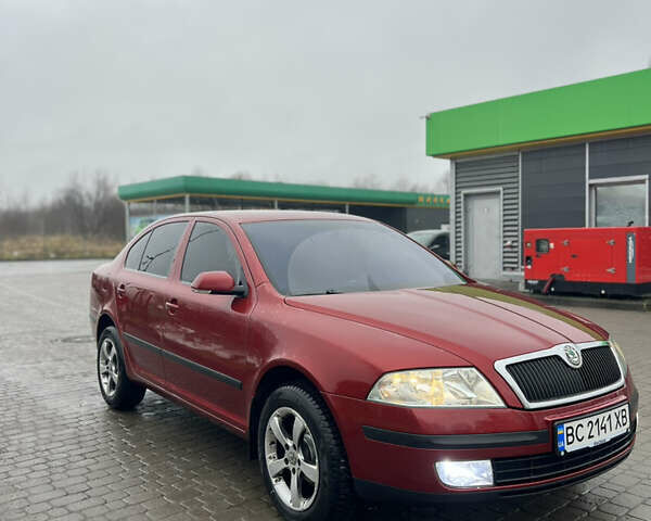 Червоний Шкода Октавія, об'ємом двигуна 1.6 л та пробігом 190 тис. км за 6700 $, фото 3 на Automoto.ua