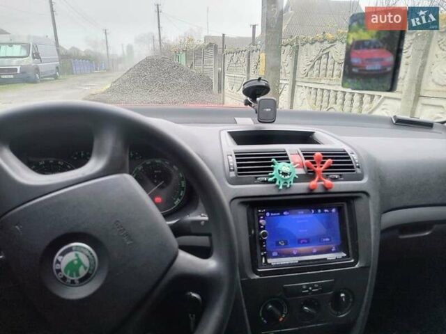 Красный Шкода Октавия, объемом двигателя 1.6 л и пробегом 192 тыс. км за 5900 $, фото 8 на Automoto.ua