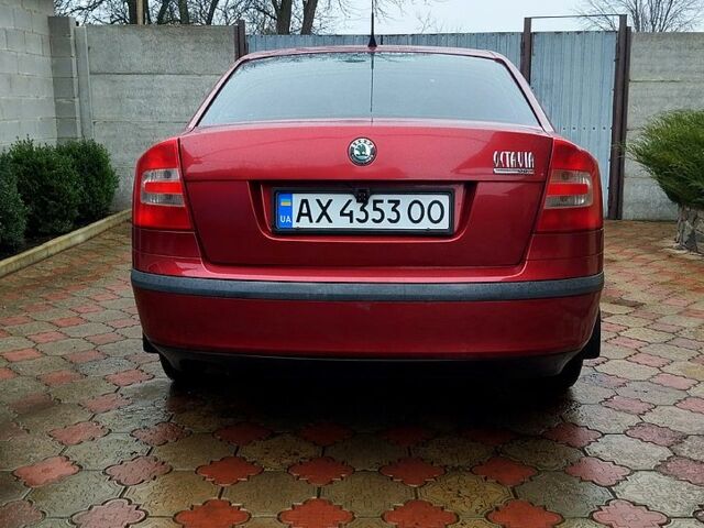 Красный Шкода Октавия, объемом двигателя 1.6 л и пробегом 333 тыс. км за 4999 $, фото 4 на Automoto.ua