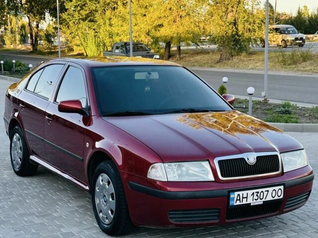Красный Шкода Октавия, объемом двигателя 1.6 л и пробегом 320 тыс. км за 3999 $, фото 16 на Automoto.ua