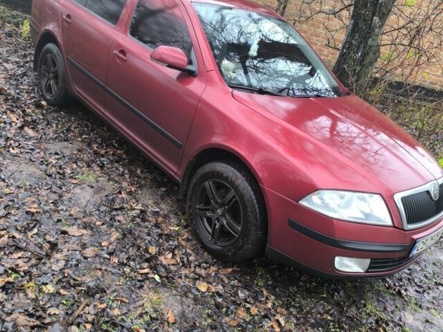 Красный Шкода Октавия, объемом двигателя 1.6 л и пробегом 245 тыс. км за 5800 $, фото 2 на Automoto.ua