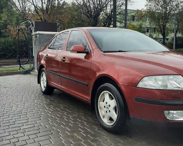 Червоний Шкода Октавія, об'ємом двигуна 1.6 л та пробігом 279 тис. км за 6500 $, фото 9 на Automoto.ua
