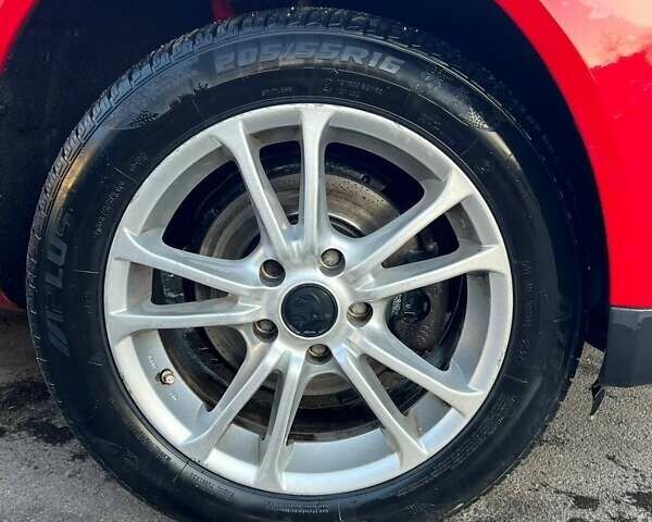 Красный Шкода Октавия, объемом двигателя 1.6 л и пробегом 192 тыс. км за 5900 $, фото 7 на Automoto.ua