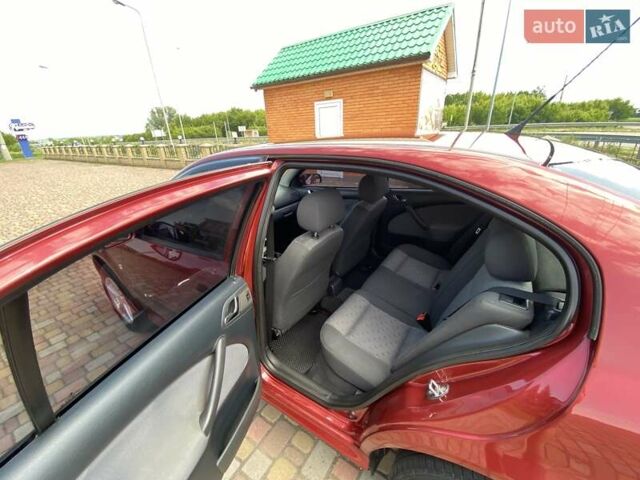 Червоний Шкода Октавія, об'ємом двигуна 1.6 л та пробігом 270 тис. км за 6200 $, фото 10 на Automoto.ua