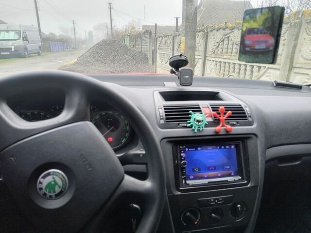 Красный Шкода Октавия, объемом двигателя 1.6 л и пробегом 192 тыс. км за 5900 $, фото 9 на Automoto.ua