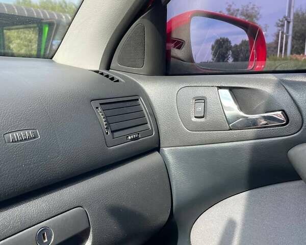 Червоний Шкода Октавія, об'ємом двигуна 1.6 л та пробігом 213 тис. км за 3950 $, фото 27 на Automoto.ua