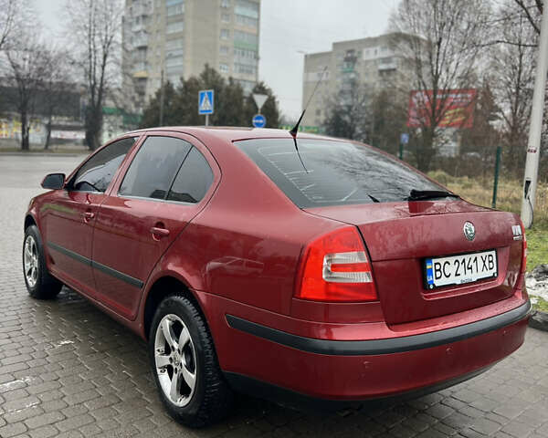 Червоний Шкода Октавія, об'ємом двигуна 1.6 л та пробігом 190 тис. км за 6700 $, фото 1 на Automoto.ua