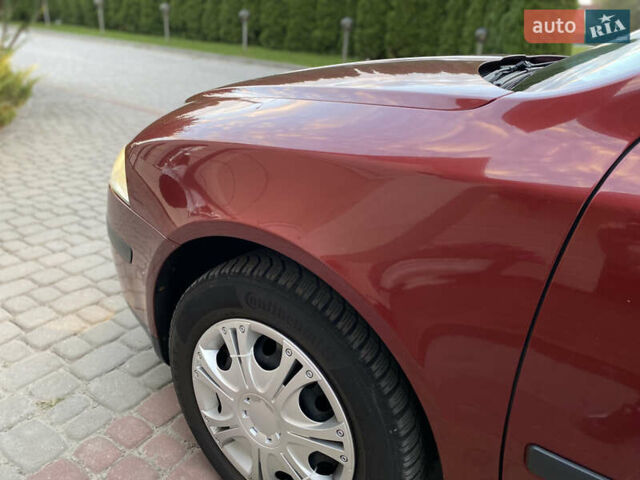 Шкода Октавия 2006 в Дунаевцах на Automoto.ua Красный Шкода Октавия, объемом двигателя 1.6 л и пробегом 243 тыс. км за 5850 $, фото 46 на Automoto.ua