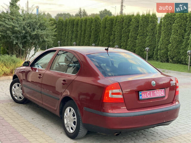 Шкода Октавия 2006 в Дунаевцах на Automoto.ua Красный Шкода Октавия, объемом двигателя 1.6 л и пробегом 243 тыс. км за 5850 $, фото 13 на Automoto.ua