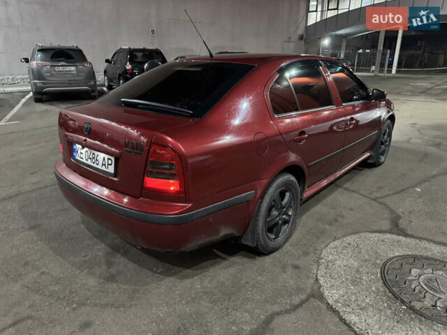 Червоний Шкода Октавія, об'ємом двигуна 1.6 л та пробігом 219 тис. км за 5600 $, фото 2 на Automoto.ua