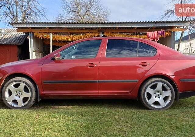 Червоний Шкода Октавія, об'ємом двигуна 1.6 л та пробігом 216 тис. км за 5800 $, фото 1 на Automoto.ua