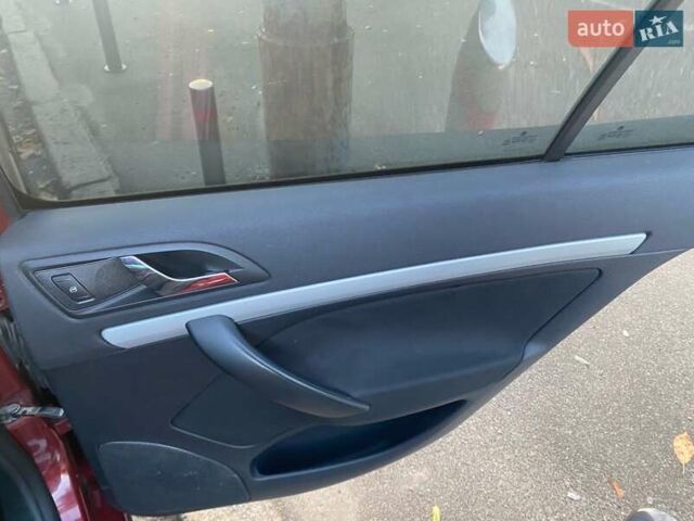 Красный Шкода Октавия, объемом двигателя 1.6 л и пробегом 324 тыс. км за 6000 $, фото 4 на Automoto.ua