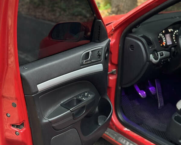 Червоний Шкода Октавія, об'ємом двигуна 2 л та пробігом 270 тис. км за 9500 $, фото 27 на Automoto.ua