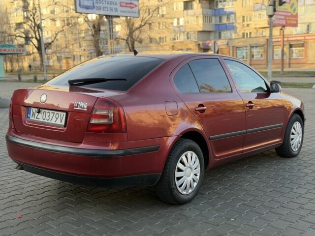 Красный Шкода Октавия, объемом двигателя 2 л и пробегом 100 тыс. км за 2950 $, фото 2 на Automoto.ua