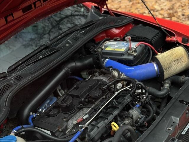 Красный Шкода Октавия, объемом двигателя 2 л и пробегом 270 тыс. км за 9700 $, фото 5 на Automoto.ua