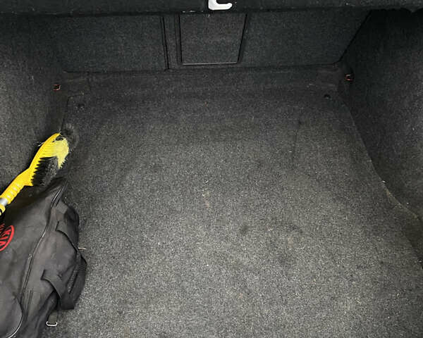 Красный Шкода Октавия, объемом двигателя 1.98 л и пробегом 460 тыс. км за 2800 $, фото 5 на Automoto.ua