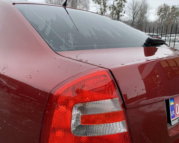 Красный Шкода Октавия, объемом двигателя 1.6 л и пробегом 199 тыс. км за 6500 $, фото 6 на Automoto.ua