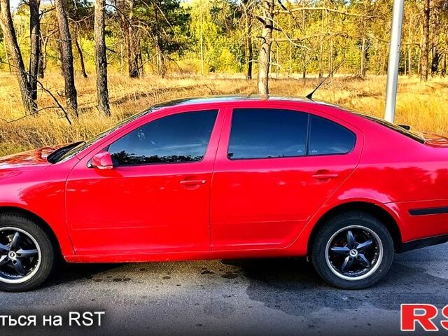Красный Шкода Октавия, объемом двигателя 1.6 л и пробегом 286 тыс. км за 5700 $, фото 1 на Automoto.ua
