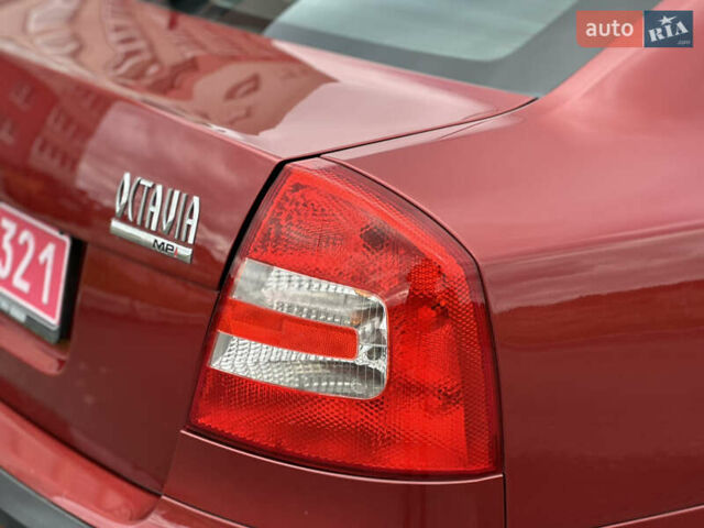 Червоний Шкода Октавія, об'ємом двигуна 1.6 л та пробігом 211 тис. км за 7999 $, фото 10 на Automoto.ua