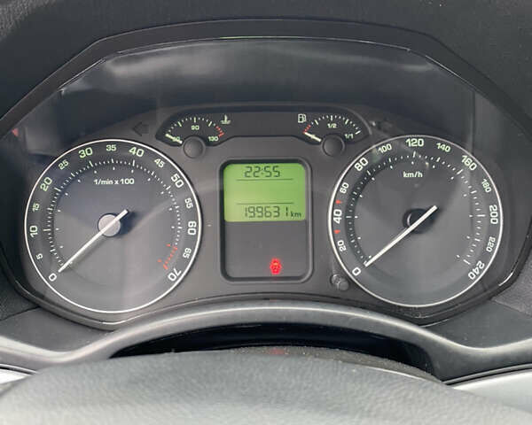 Красный Шкода Октавия, объемом двигателя 1.6 л и пробегом 199 тыс. км за 6500 $, фото 27 на Automoto.ua