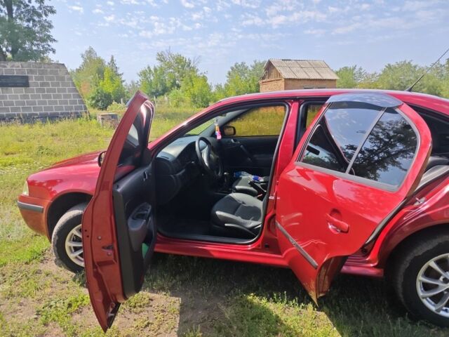 Червоний Шкода Октавія, об'ємом двигуна 1.6 л та пробігом 263 тис. км за 5100 $, фото 3 на Automoto.ua