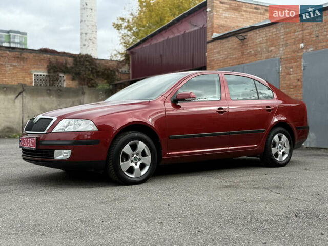 Червоний Шкода Октавія, об'ємом двигуна 1.6 л та пробігом 211 тис. км за 7999 $, фото 78 на Automoto.ua