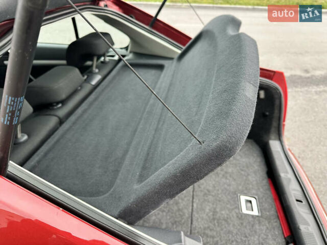 Червоний Шкода Октавія, об'ємом двигуна 1.6 л та пробігом 211 тис. км за 7999 $, фото 35 на Automoto.ua
